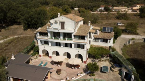  Villa Mike 105  Лиападес